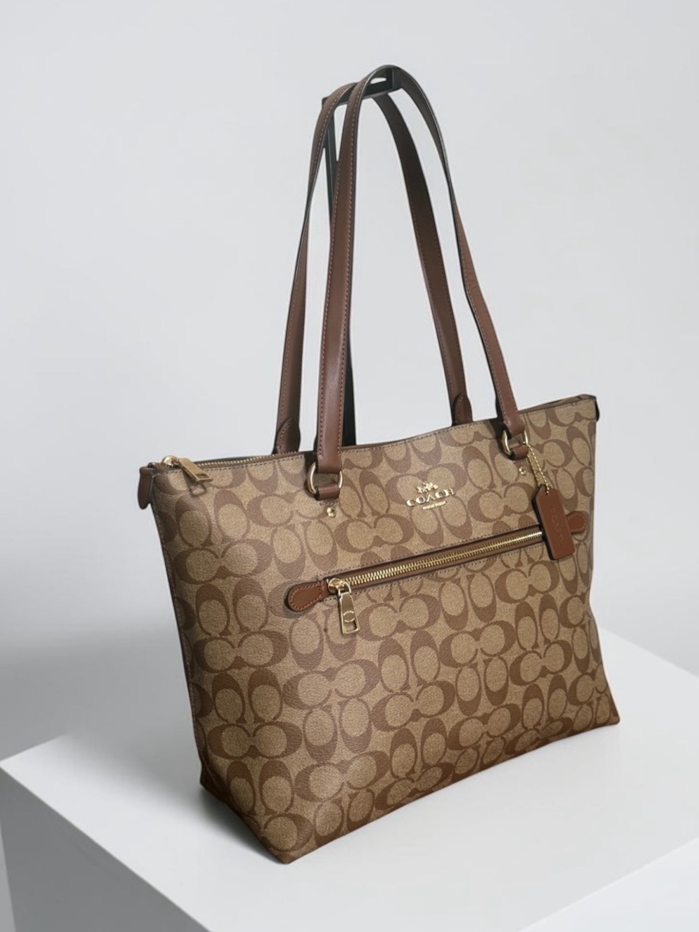 Authentic Coach Gallery Signature Khaki Saddle Tote! RARE! EUC! - Picture 3 of 14